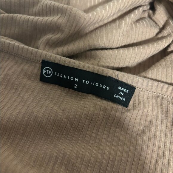 FASHION TO FIGURE 2 pc dress and cardigan size 2 - Picture 6 of 7